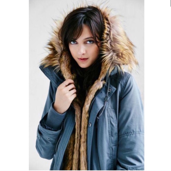 Members Only Jackets & Blazers - UO x Members only faux fur lined parka